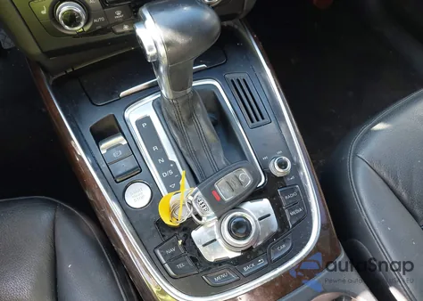 2013 Audi Q5 2.0T Premium z USA, uszkodzony, nr VIN WA1LFAFP4DA023927